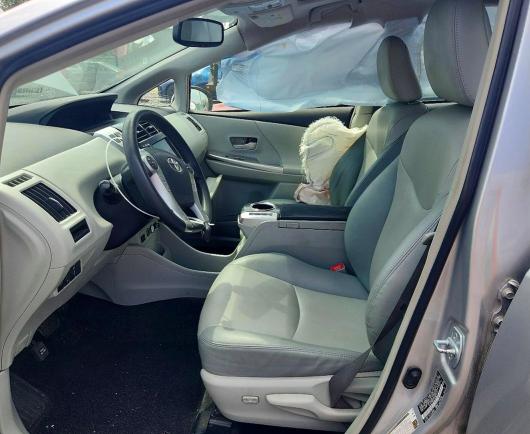Продажа на аукционе авто 2012 Toyota Prius V, vin: JTDZN3EU8C3034101, номер лота: 62601336