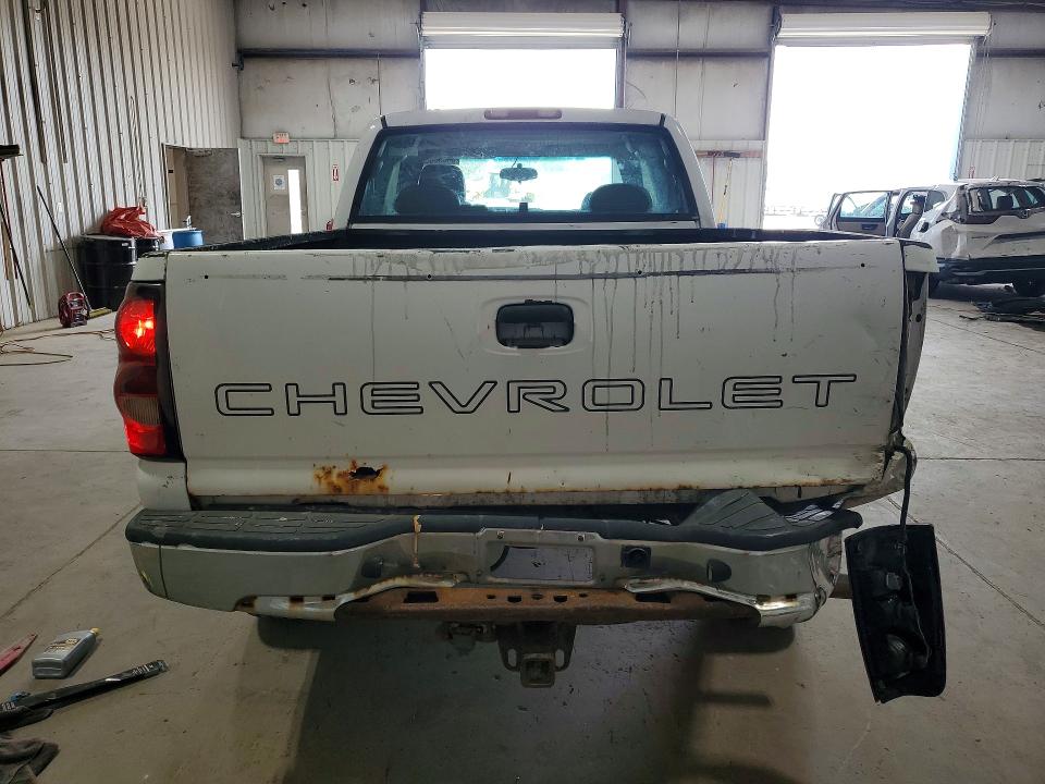 2006 Chevrolet Silverado მანქანა იყიდება აუქციონზე, vin: 1GCEK19B56E168626, აუქციონის ნომერი: 61595336