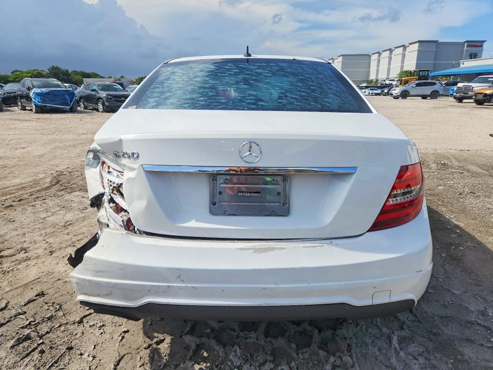 Продажа на аукционе авто 2014 Mercedes-benz C, vin: WDDGF4HB6ER316148, номер лота: 60359886