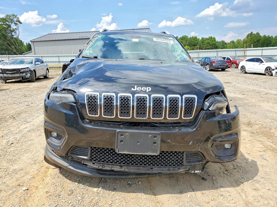 59368926 :رقم المزاد ، 1C4PJMLNXKD345932 vin ، 2019 Jeep Cher Latitude مزاد بيع