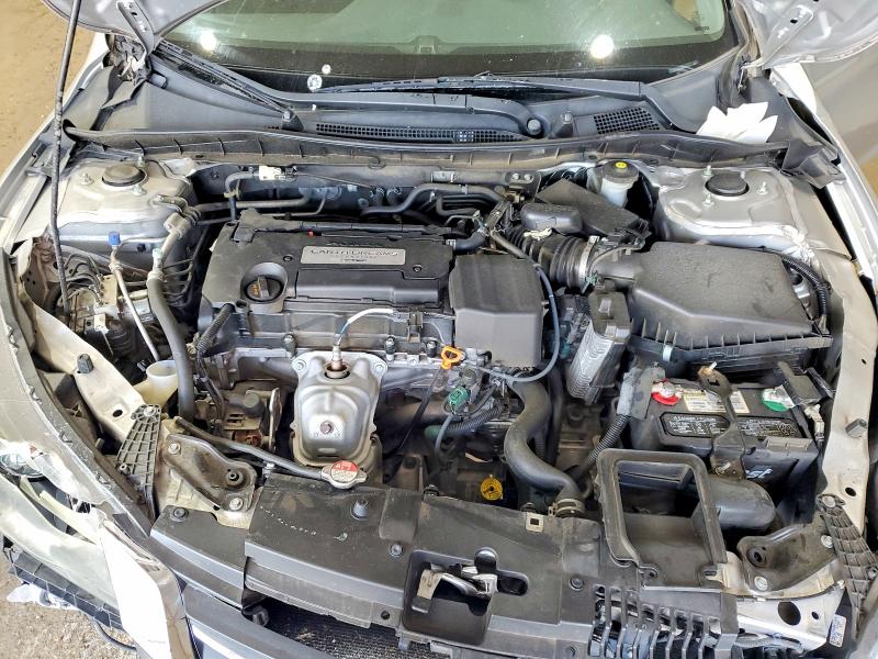 62688576 :رقم المزاد ، 1HGCR2F38FA041576 vin ، 2015 Honda Accord مزاد بيع