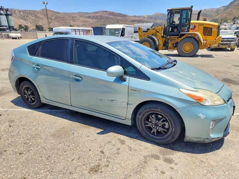 59618846 :رقم المزاد ، JTDKN3DU9F1941880 vin ، 2015 Toyota Prius مزاد بيع