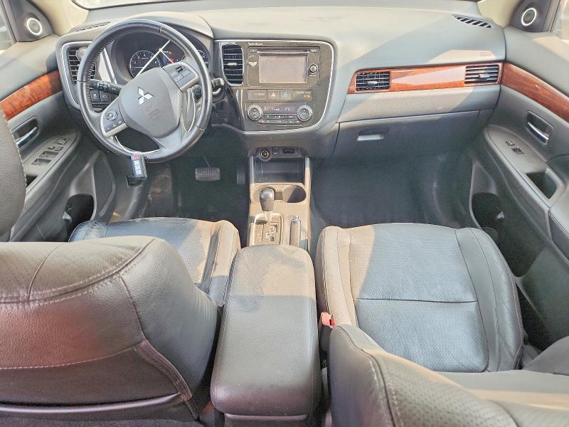 61045866 :رقم المزاد ، JA4AZ3A37EZ005794 vin ، 2014 Mitsubishi Outlander مزاد بيع