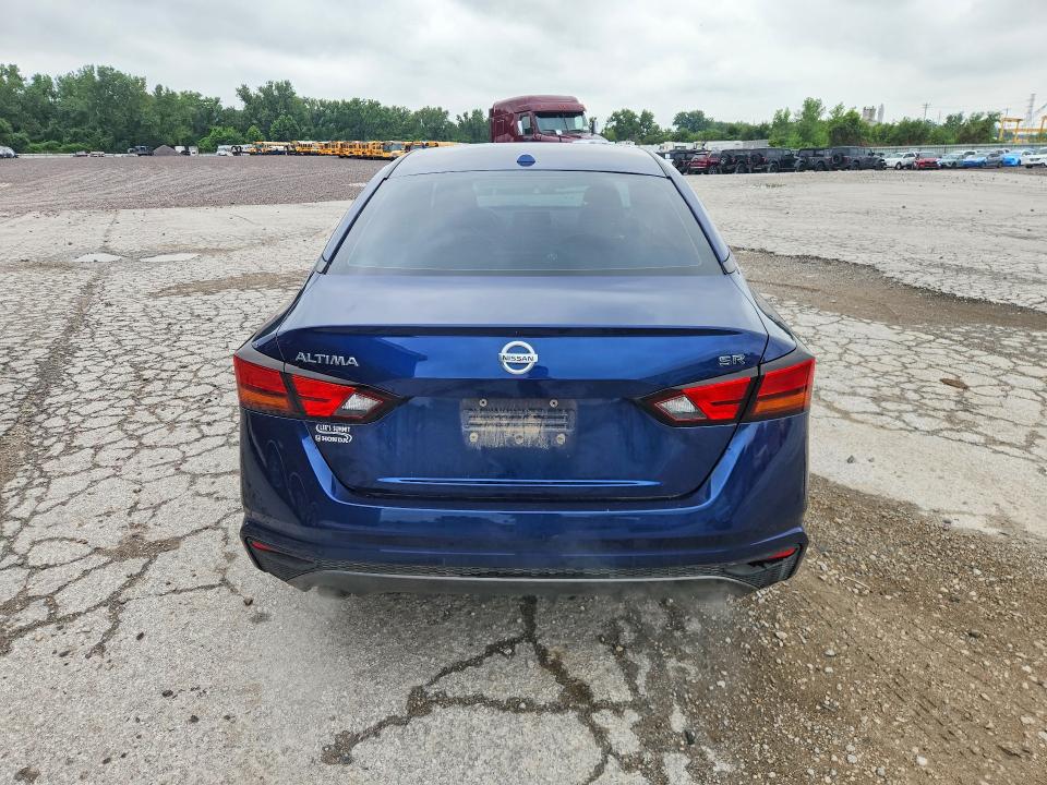62511606 :رقم المزاد ، 1N4BL4CVXKC126453 vin ، 2019 Nissan Altima مزاد بيع