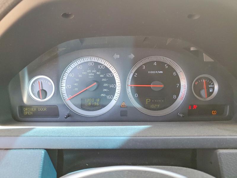 63531636 :رقم المزاد ، YV4952CZ2B1578657 vin ، 2011 Volvo Xc90 مزاد بيع