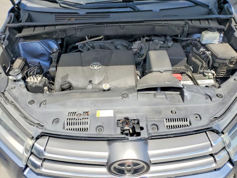 2019 Toyota Highlander მანქანა იყიდება აუქციონზე, vin: 5TDYZRFH7KS356097, აუქციონის ნომერი: 59860526