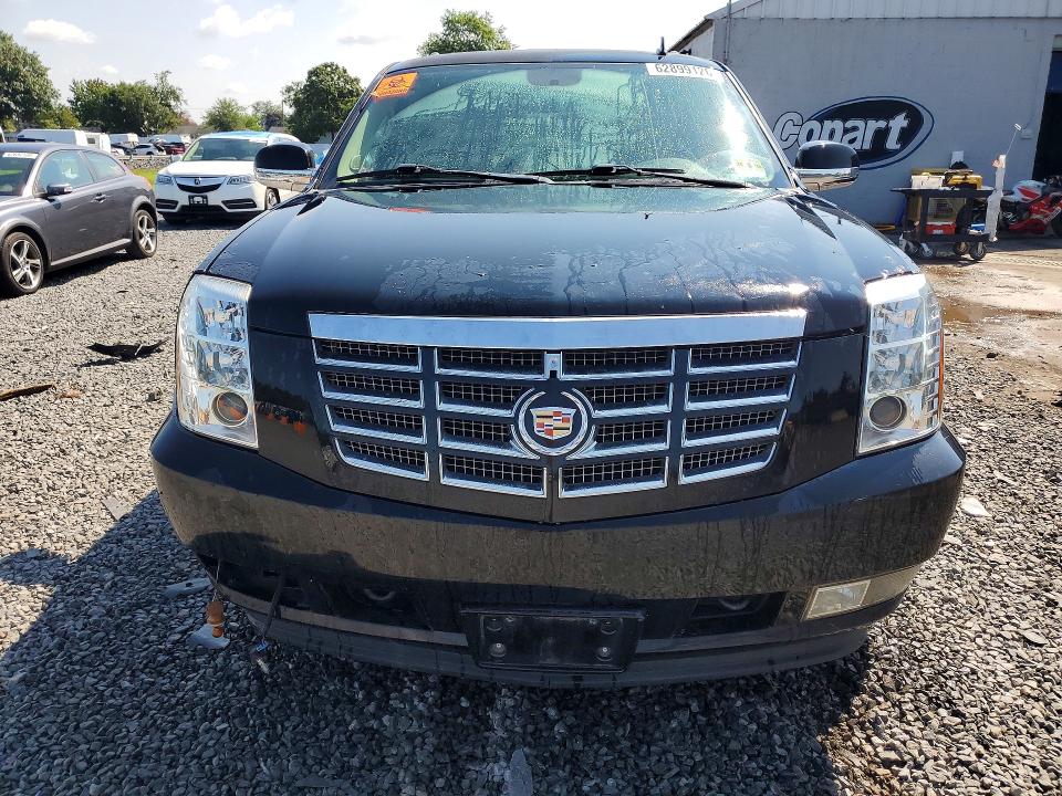 62899126 :رقم المزاد ، 1GYS4BEFXDR314921 vin ، 2013 Cadillac Escalade مزاد بيع
