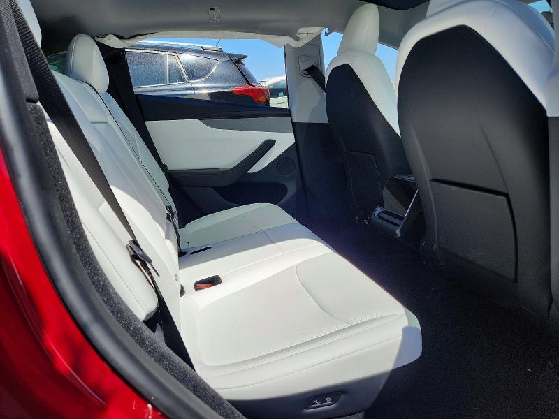 62876456 :رقم المزاد ، 7SAYGDED4TF411461 vin ، 2026 Tesla Model Y مزاد بيع