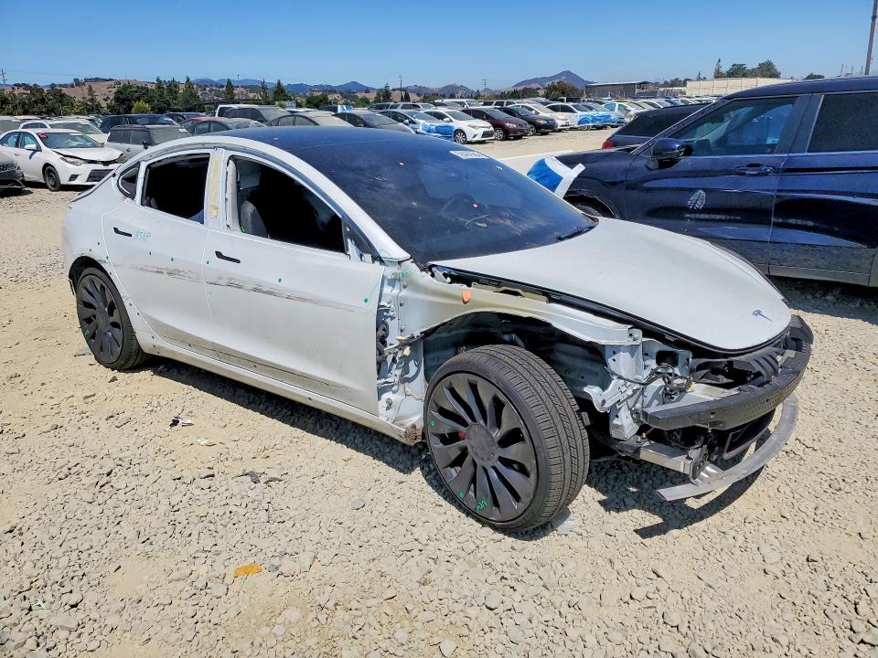 58469506 :رقم المزاد ، 5YJ3E1EC7NF356848 vin ، 2022 Tesla Model 3 مزاد بيع