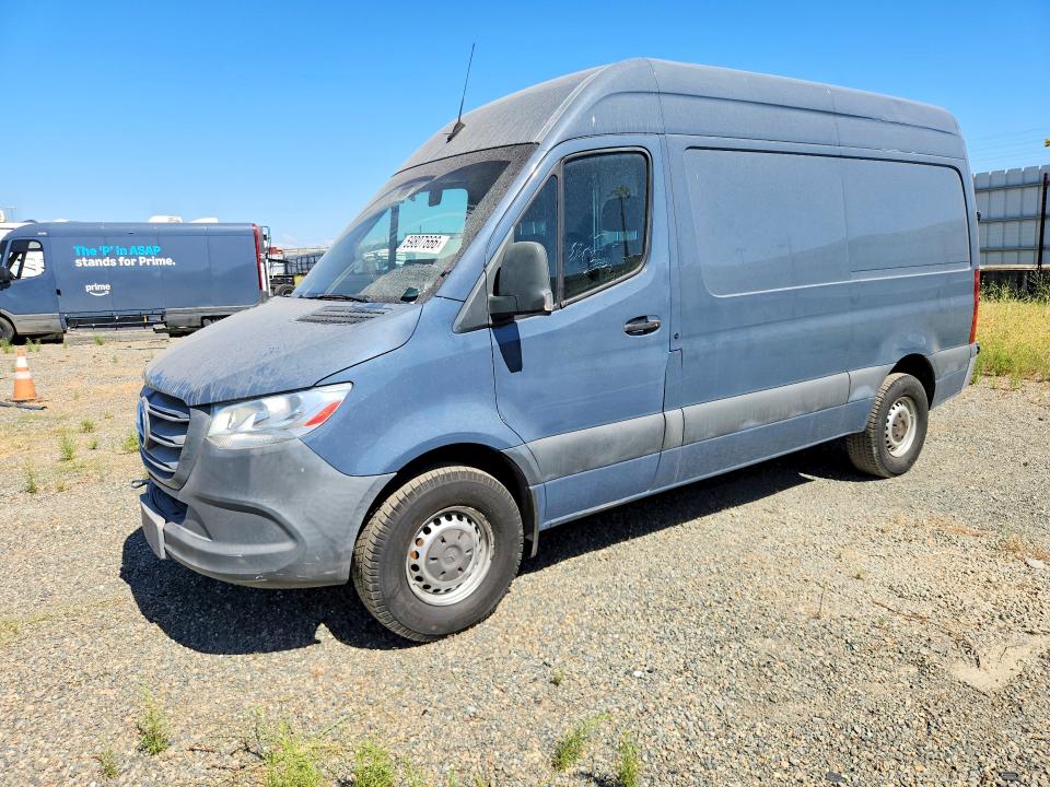 59807666 :رقم المزاد ، WD4PF0CD9KP034482 vin ، 2019 Mercedes-benz Sprinter مزاد بيع