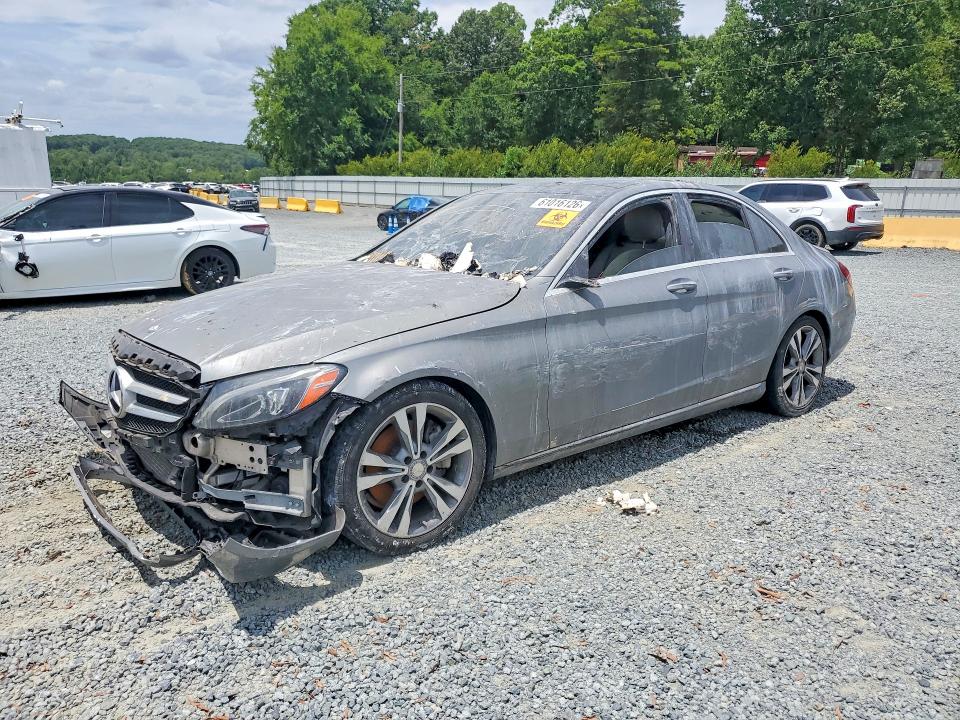 61016126 :رقم المزاد ، 55SWF4JB0FU079016 vin ، 2015 Mercedes-benz C مزاد بيع