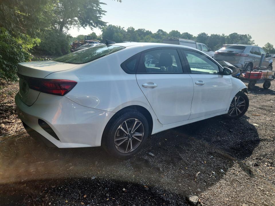 Продажа на аукционе авто 2023 Kia Forte, vin: 3KPF24AD8PE589006, номер лота: 62033266