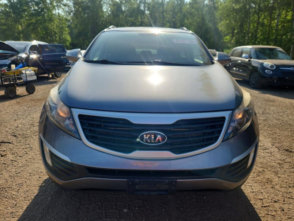61327106 :رقم المزاد ، KNDPB3A21B7024697 vin ، 2011 Kia Sportage مزاد بيع