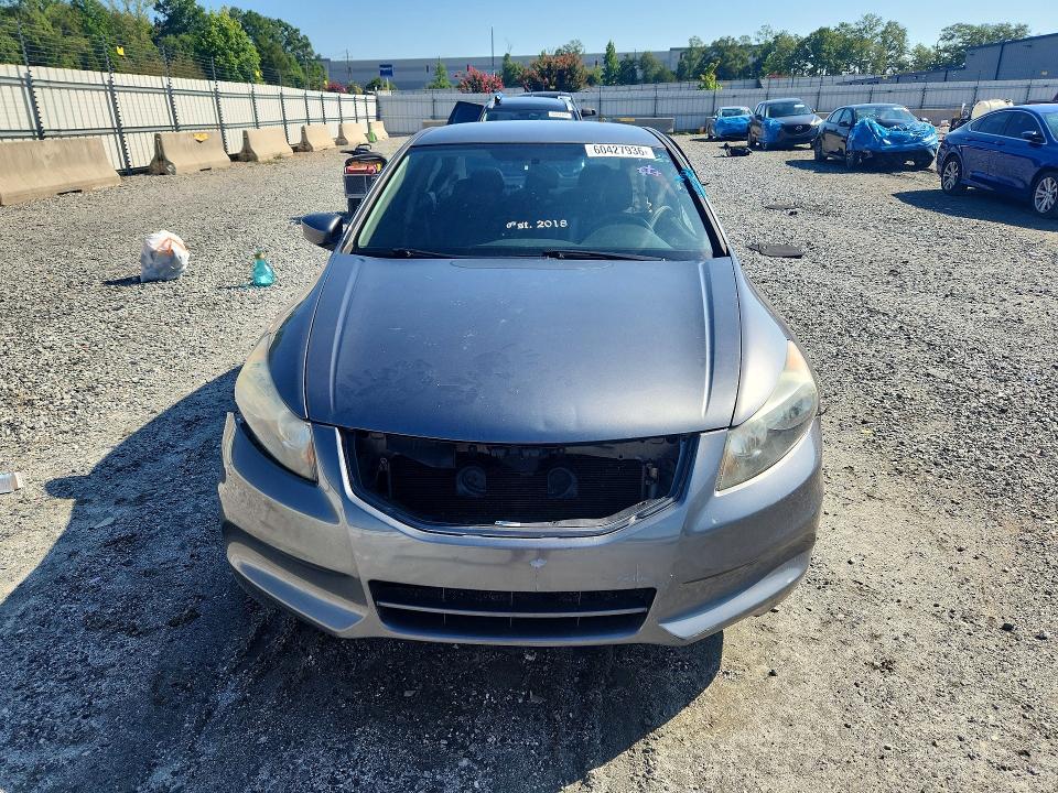 60427936 :رقم المزاد ، 1HGCP2F67CA201507 vin ، 2012 Honda Accord مزاد بيع