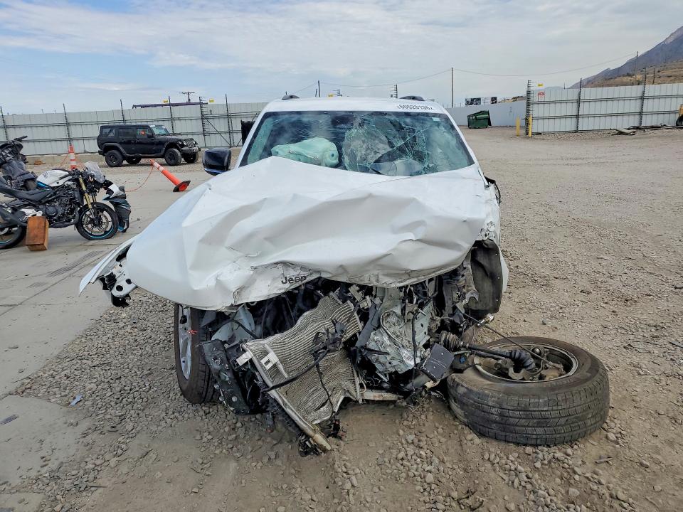 Продажа на аукционе авто 2023 Jeep Grand Cherokee, vin: 1C4RJHBGXP8898017, номер лота: 60520136