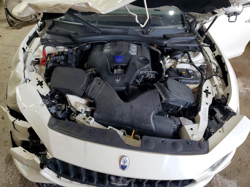 2022 Maserati Ghibli მანქანა იყიდება აუქციონზე, vin: ZAM57YTM9NX399774, აუქციონის ნომერი: 62676416