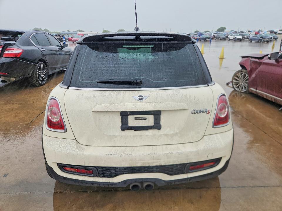 61001286 :رقم المزاد ، WMWSV3C55DT389741 vin ، 2013 Mini Cooper مزاد بيع