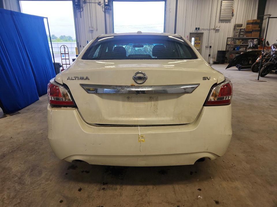 Продажа на аукционе авто 2015 Nissan Altima, vin: 1N4AL3AP9FN867391, номер лота: 62982206