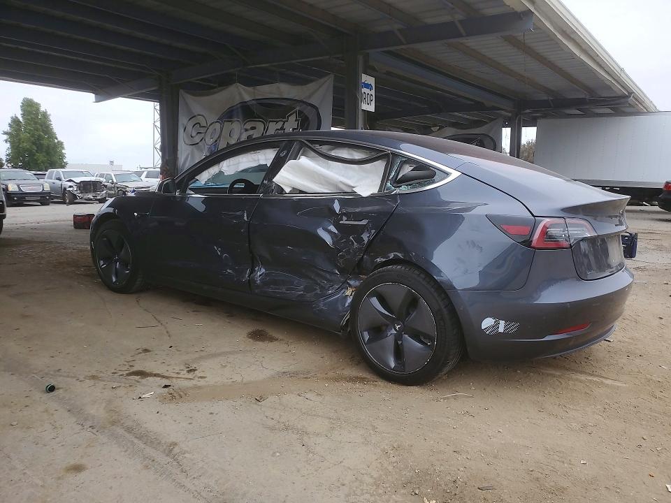 Продаж на аукціоні авто 2018 Tesla Model 3, vin: 5YJ3E1EB4JF129005, номер лоту: 59863416