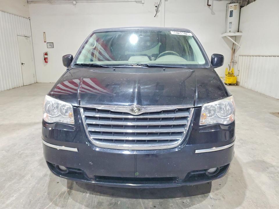 60759076 :رقم المزاد ، 2A4RR5D10AR271896 vin ، 2010 Chrysler Town & Country مزاد بيع