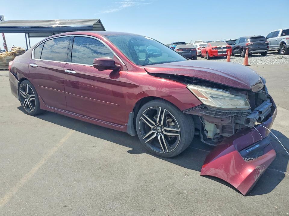2017 Honda Accord მანქანა იყიდება აუქციონზე, vin: 1HGCR3F94HA015103, აუქციონის ნომერი: 61974396