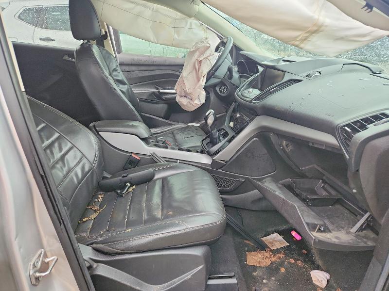 63539966 :رقم المزاد ، 1FMCU0GX0FUC78303 vin ، 2015 Ford Escape مزاد بيع
