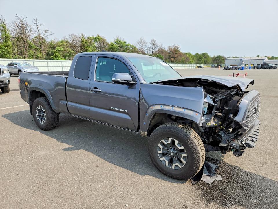2022 Toyota Tacoma მანქანა იყიდება აუქციონზე, vin: 3TYSZ5AN5NT077414, აუქციონის ნომერი: 60826326