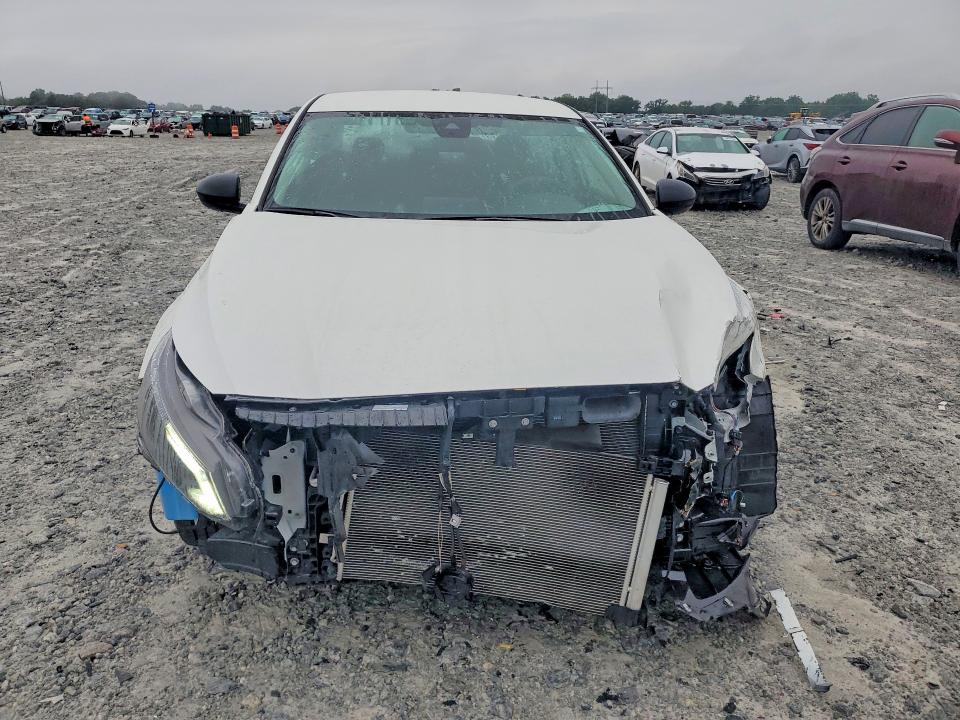 Продаж на аукціоні авто 2024 Nissan Altima, vin: 1N4BL4DV3RN413761, номер лоту: 60783496