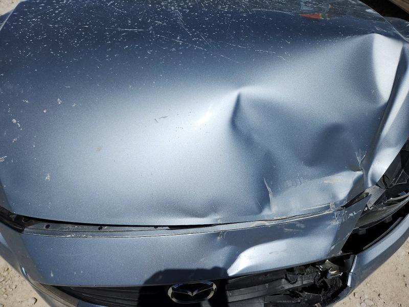 2018 Mazda 3 მანქანა იყიდება აუქციონზე, vin: 3MZBN1U70JM177831, აუქციონის ნომერი: 62202526