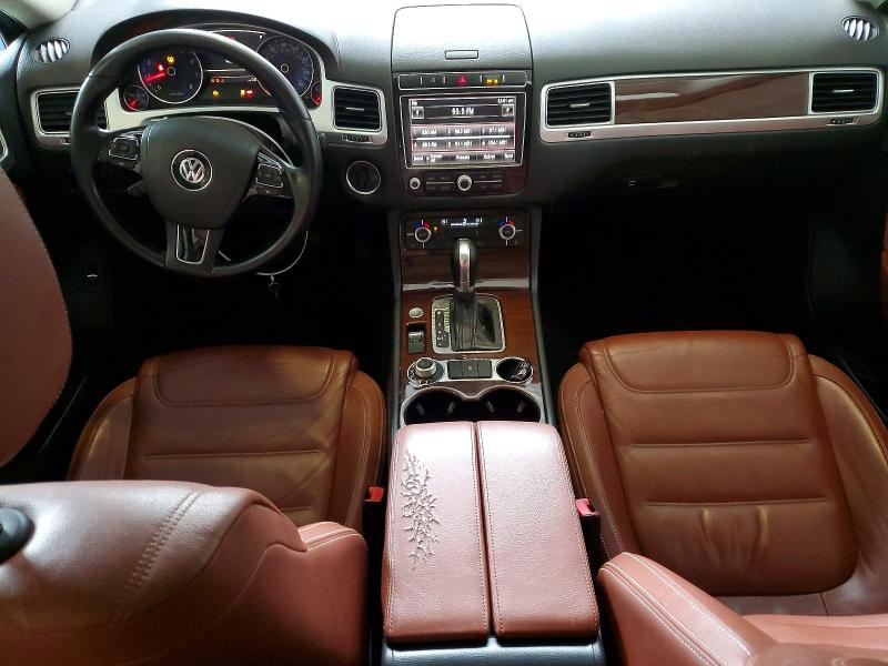 62696486 :رقم المزاد ، WVGEF9BP8FD006824 vin ، 2015 Volkswagen Touareg مزاد بيع