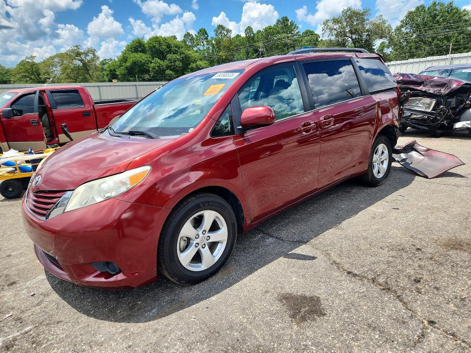 59398536 :رقم المزاد ، 5TDKK3DC1GS748739 vin ، 2016 Toyota Sienna مزاد بيع
