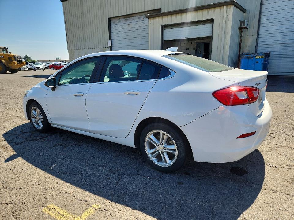Продажа на аукционе авто 2018 Chevrolet Cruze, vin: 1G1BE5SM1J7137201, номер лота: 60055676