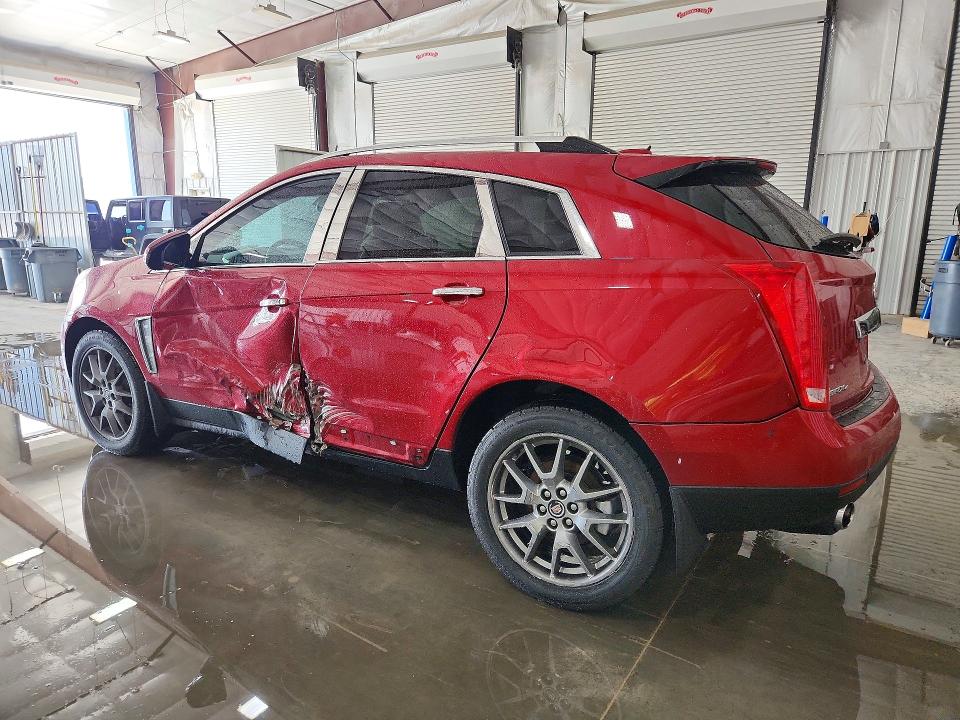 61223986 :رقم المزاد ، 3GYFNFE36FS567052 vin ، 2015 Cadillac Srx مزاد بيع