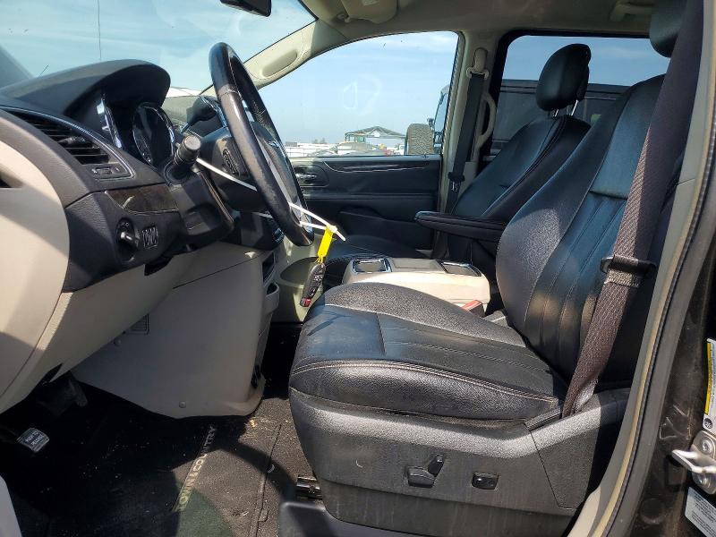 62539176 :رقم المزاد ، 2C4RC1BG7GR290901 vin ، 2016 Chrysler Town & Country مزاد بيع