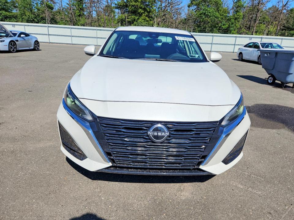 Продажа на аукционе авто 2023 Nissan Altima, vin: 1N4BL4DV2PN426305, номер лота: 61790226