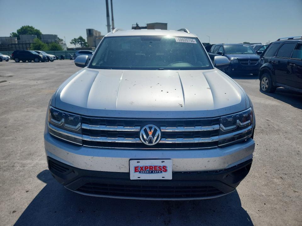 59920756 :رقم المزاد ، 1V2AP2CA6JC592728 vin ، 2018 Volkswagen Atlas مزاد بيع