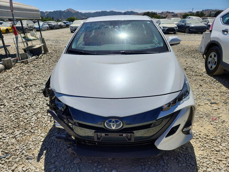 59651876 :رقم المزاد ، JTDKARFP6H3035943 vin ، 2017 Toyota Prius Prime مزاد بيع