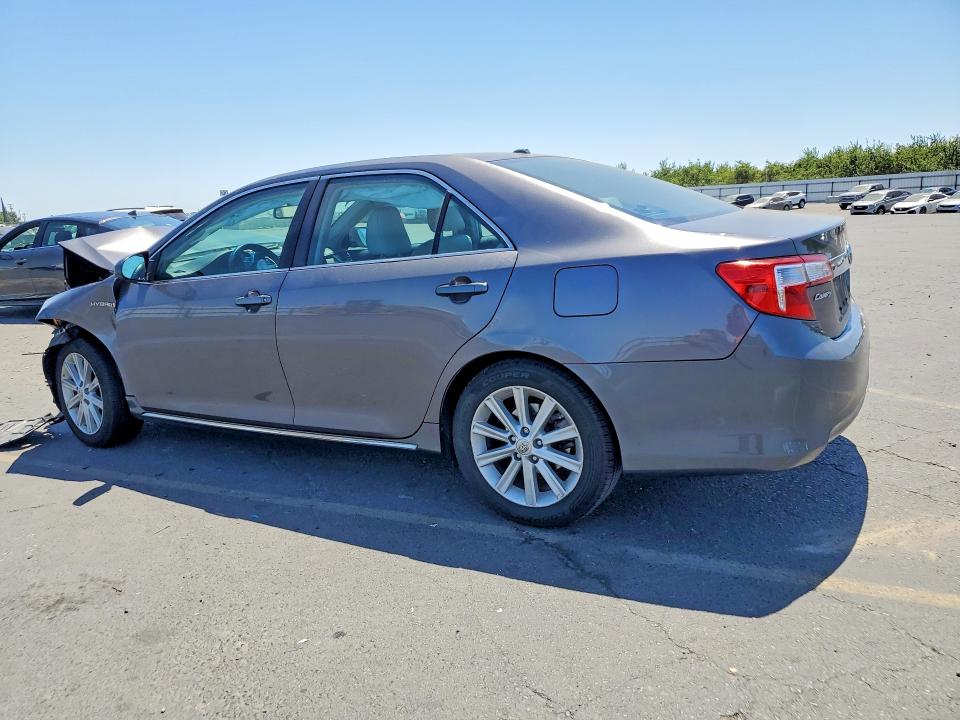 61085746 :رقم المزاد ، 4T1BD1FK0DU093673 vin ، 2013 Toyota Camry Hybrid مزاد بيع
