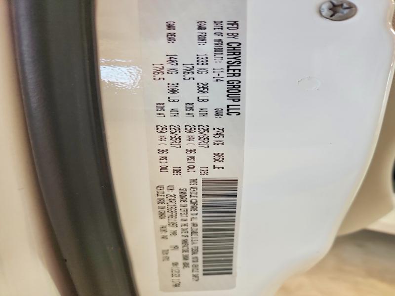 63043286 :رقم المزاد ، 2C4RC1BG8FR611097 vin ، 2015 Chrysler Town & Country مزاد بيع