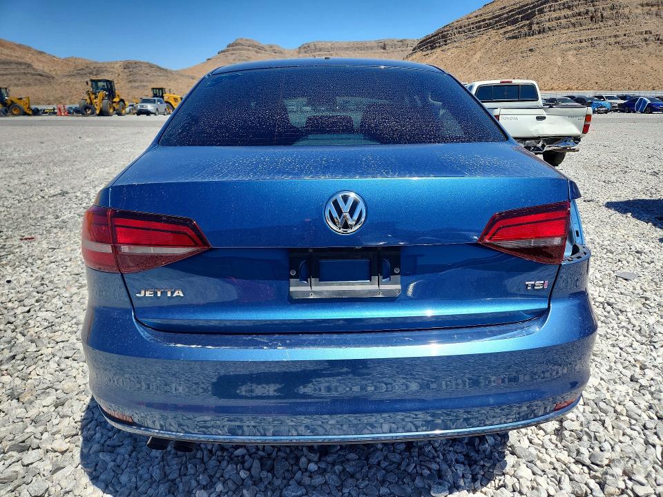 Продажа на аукционе авто 2017 Volkswagen Jetta, vin: 3VW2B7AJ8HM386739, номер лота: 62994666