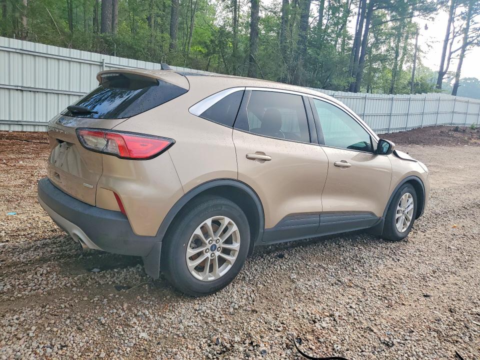 2020 Ford Escape მანქანა იყიდება აუქციონზე, vin: 1FMCU0G63LUB93765, აუქციონის ნომერი: 59971006