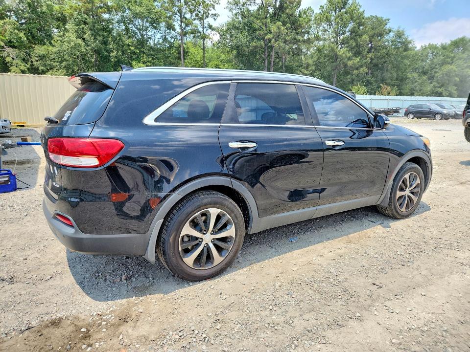 2017 Kia Sorento მანქანა იყიდება აუქციონზე, vin: 5XYPH4A51HG253441, აუქციონის ნომერი: 63697026