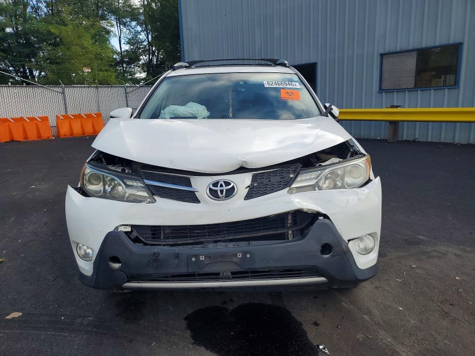2015 Toyota Rav4 მანქანა იყიდება აუქციონზე, vin: JTMWFREV1FJ044528, აუქციონის ნომერი: 62466946