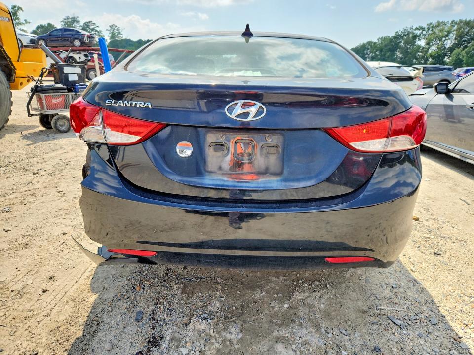 Продажа на аукционе авто 2013 Hyundai Elantra, vin: KMHDH4AE8DU611917, номер лота: 60742566