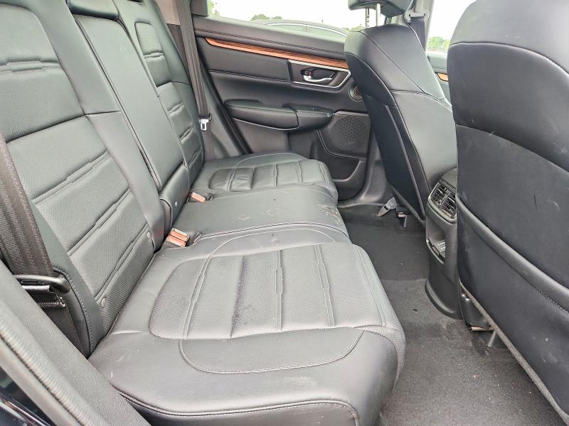 Продажа на аукционе авто 2018 Honda Cr-v, vin: 7FARW2H99JE008061, номер лота: 61275456