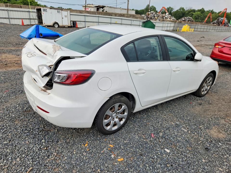 Продажа на аукционе авто 2013 Mazda 3, vin: JM1BL1TG4D1845805, номер лота: 61317176