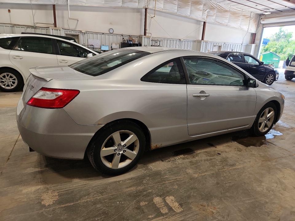 62774076 :رقم المزاد ، 2HGFG11848H558653 vin ، 2008 Honda Civic مزاد بيع