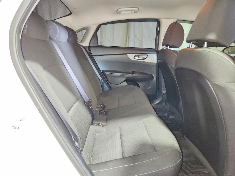 2020 Kia Forte მანქანა იყიდება აუქციონზე, vin: 3KPF24AD8LE153122, აუქციონის ნომერი: 61897206