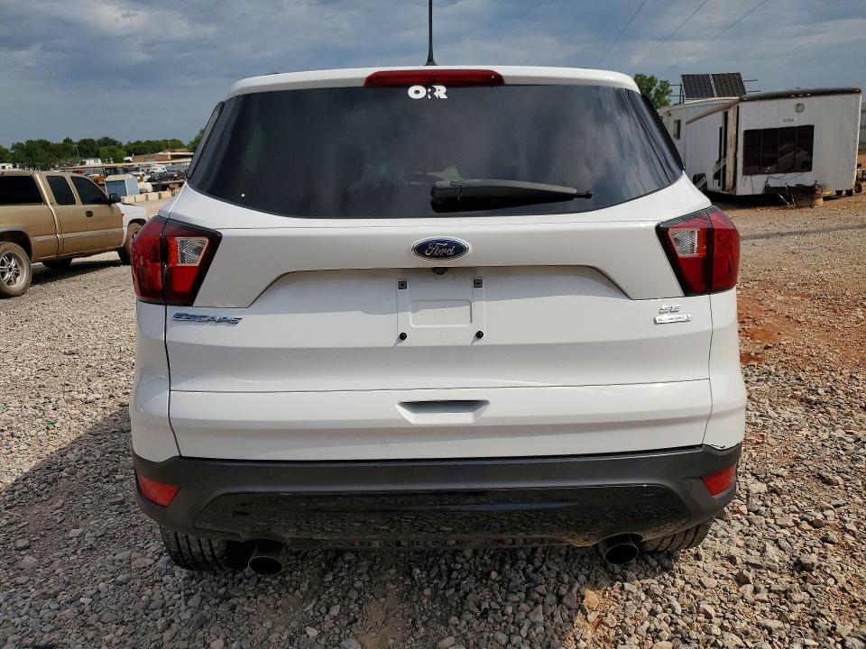 60398836 :رقم المزاد ، 1FMCU0GD2KUA73419 vin ، 2019 Ford Escape مزاد بيع