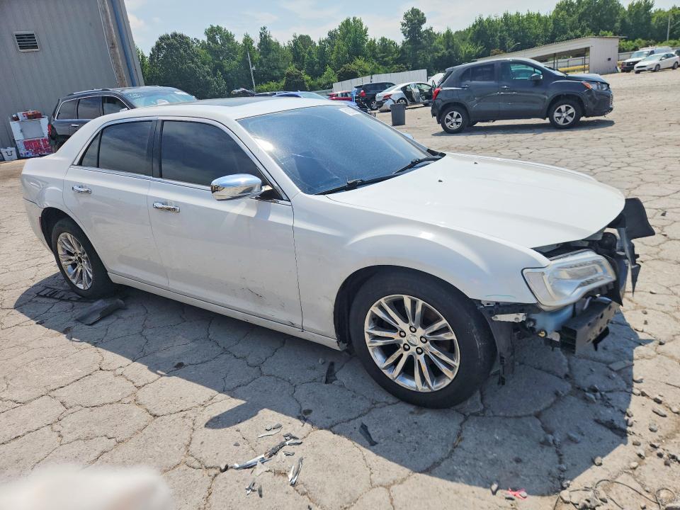 61920736 :رقم المزاد ، 2C3CCAEG0HH564517 vin ، 2017 Chrysler 300c مزاد بيع
